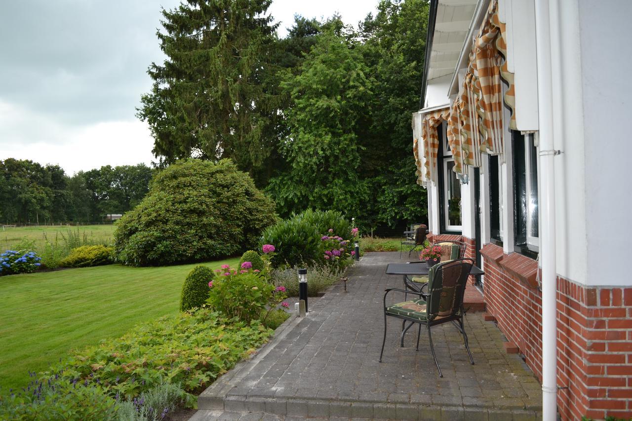 B&B De Zulthe Roden Exterior photo